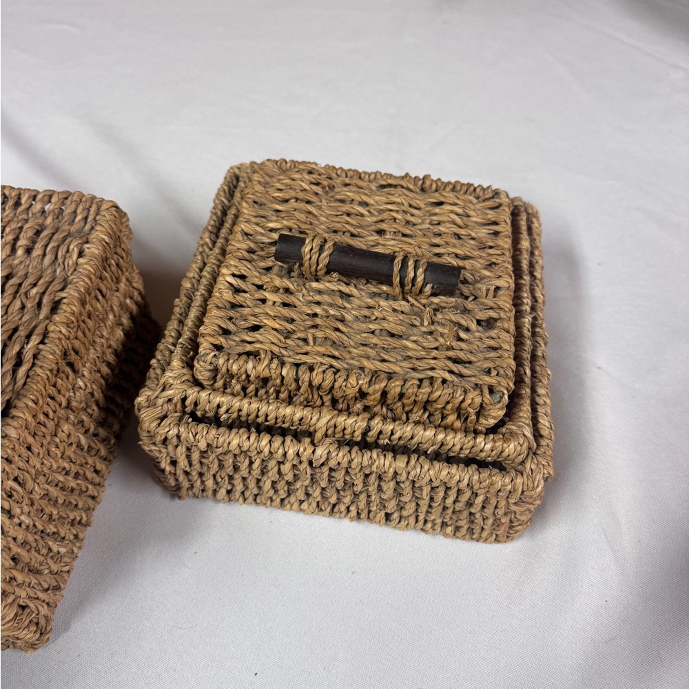 Set of Seagrass Storage Baskets - Picture 14 of 16